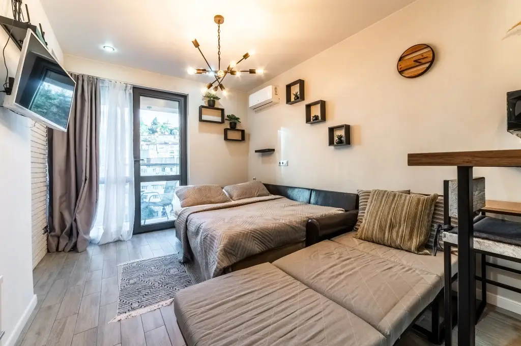 Сочи: Апартаменты Sun city apartments ЖК Сокол с балконом