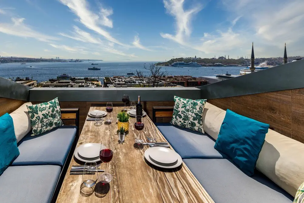 Стамбул: Monnas Bosphorus