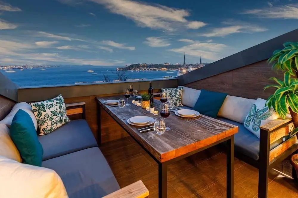 Стамбул: Monnas Bosphorus