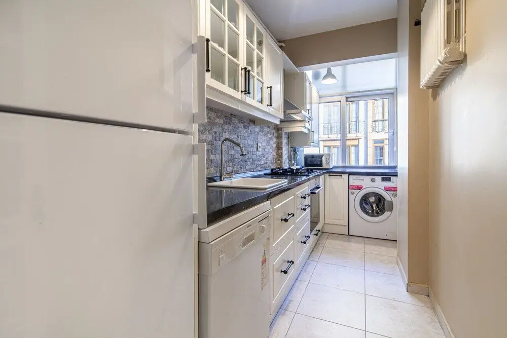 Стамбул: Lovely and Comfortable Home in Sisli