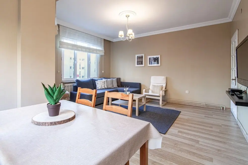 Стамбул: Lovely and Comfortable Home in Sisli