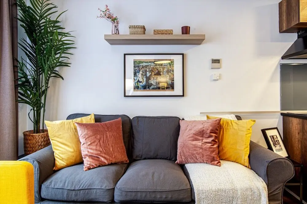 Стамбул: Fully Furnished Flat With Balcony in Sisli