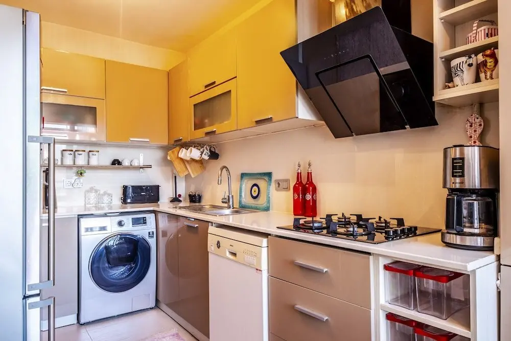 Стамбул: Vibrant Flat in Atasehir With Central Location