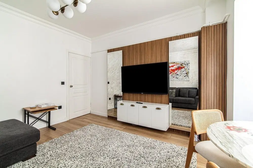 Colorful Flat Near Cevahir Mall and Sisli Metro — фото 1