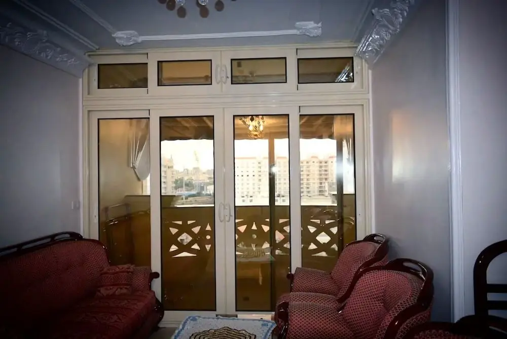Александрия: Room in Apartment - Best Price In Downtown, Walk Everywhere