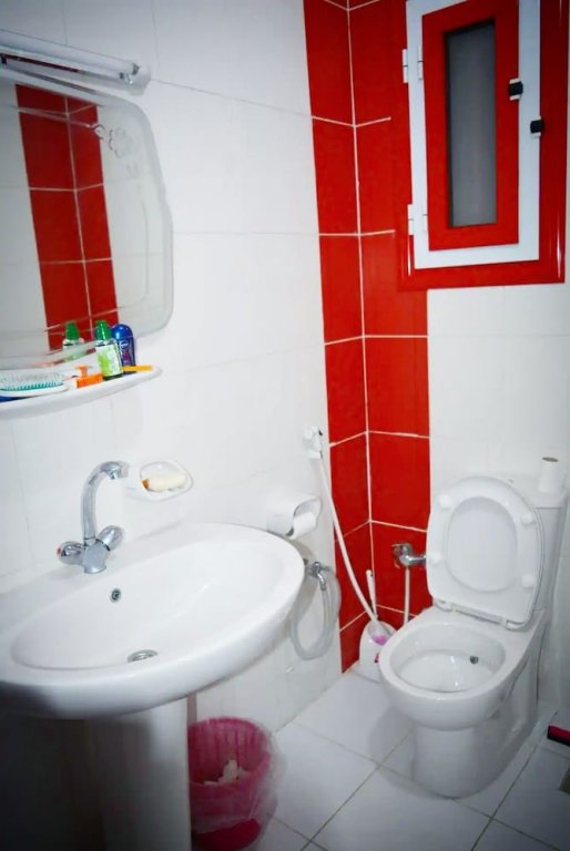 Александрия: Room in Apartment - Best Price In Downtown, Walk Everywhere