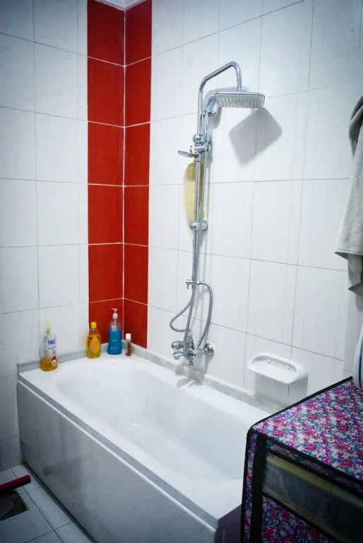 Александрия: Room in Apartment - Best Price In Downtown, Walk Everywhere
