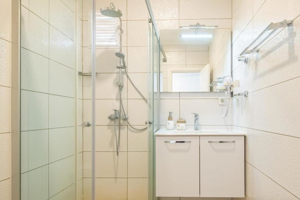 Бодрум: Seafront Flat With Breathtaking Sea View in Bodrum