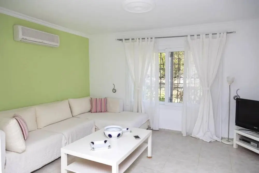 Богазичи: Comfy Triplex Near Beach With Garden in Bodrum