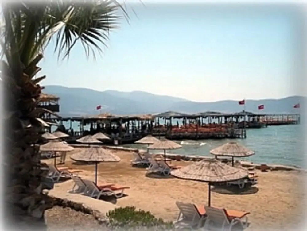 Капикири: Aegean Cost Luxury 4-Bed Duplex or affordable