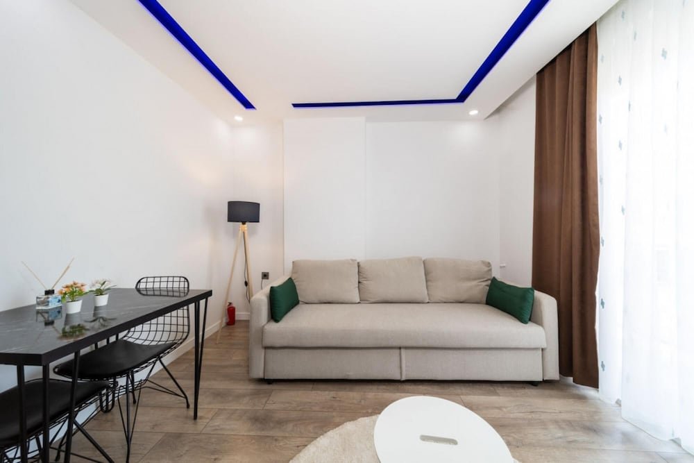 Анталья: Modern and Central Home Near Beach in the Heart of Antalya