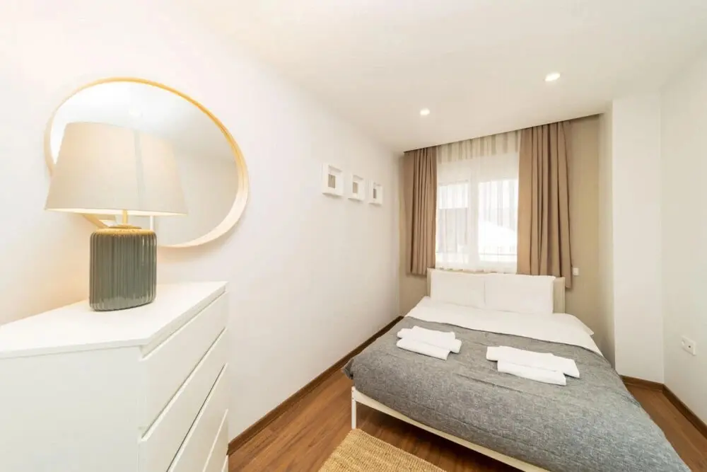 Анталья: Central Flat With Balcony Near Sea in Muratpasa