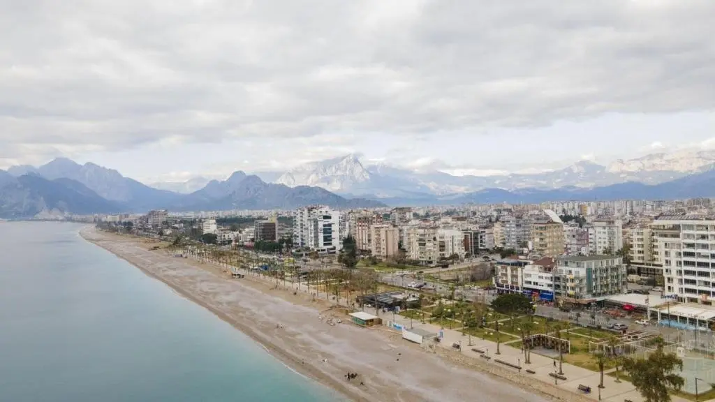 Анталья: Flat With Terrace Next To Konyaalti Beach