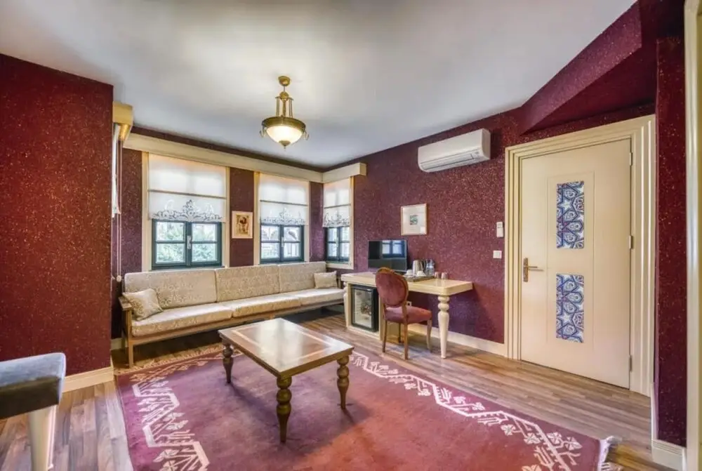Анталья: Vibrant Hotel Suite in Historical Area
