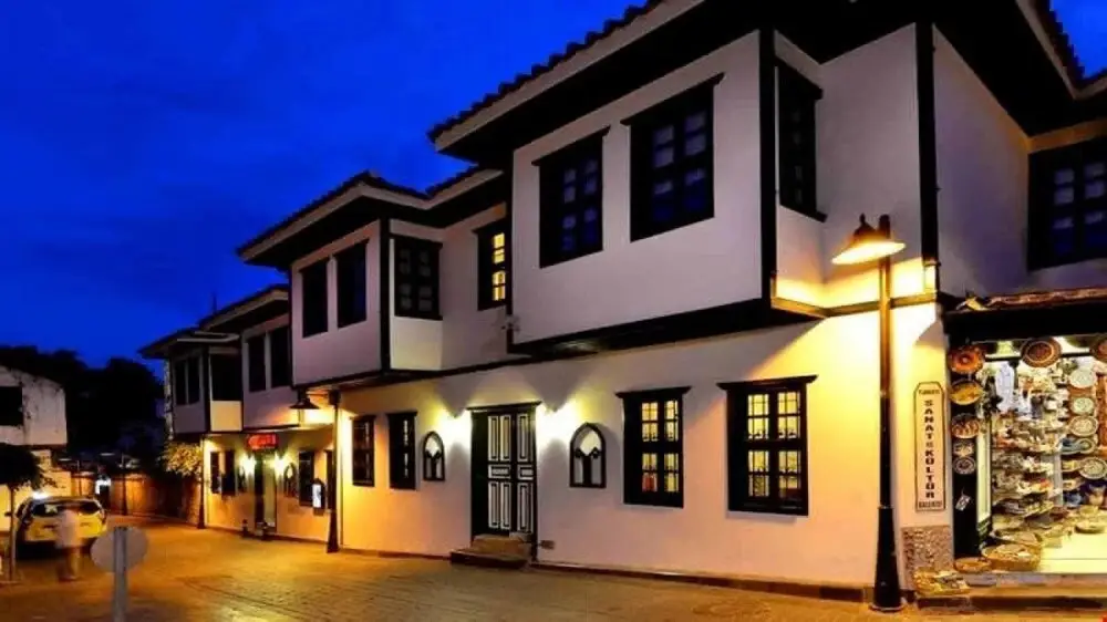 Анталья: Vibrant Hotel Suite in Historical Area
