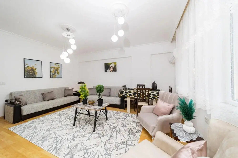 Анталья: Spacious Flat With Backyard in Muratpasa