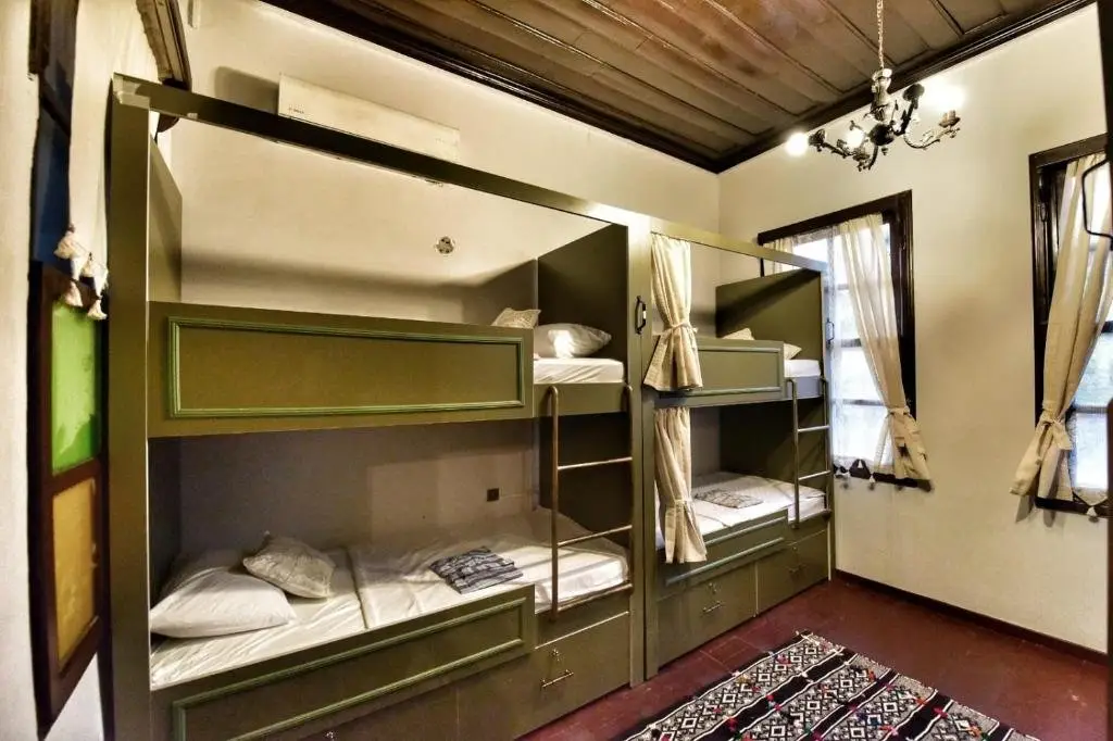 Анталья: Lords Hostel & Pub