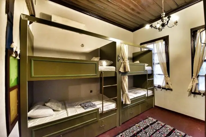 Анталья: Lords Hostel & Pub