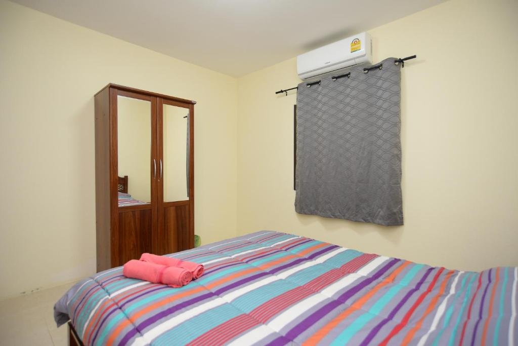 Паттайя: GARDEN VILLA - PATTAYA HOLIDAY HOUSE WALKING STREET 4 bedrooms