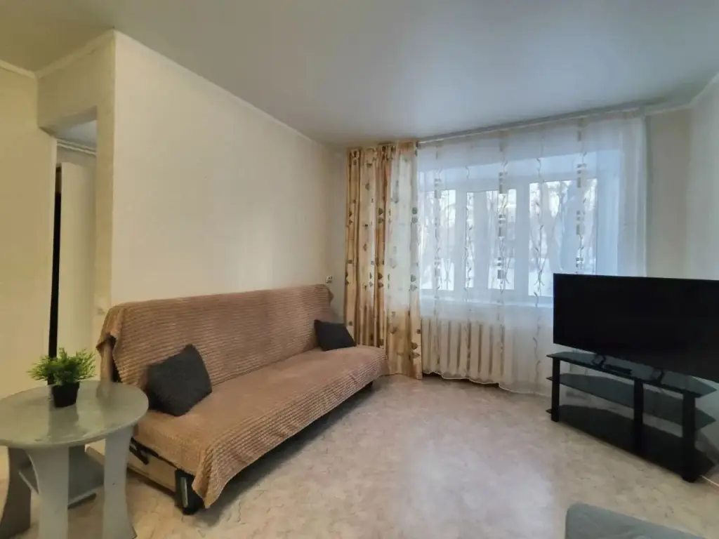 Миасс: Apart Miass Na Makeeva 31Apartments