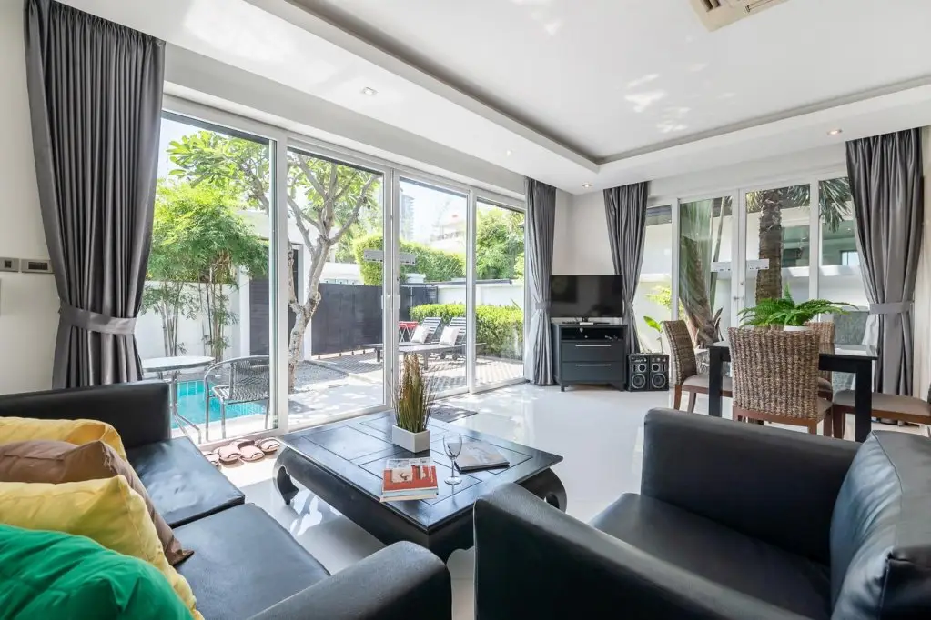 Паттайя: AnB Poovilla186 2BR/2bath Jomtian beach area