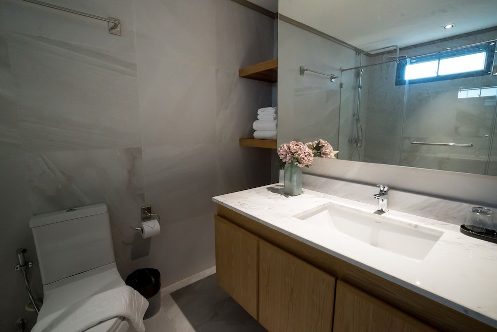 Бангкок: Thea, Executive Suite Serviced Apartment in Ekamai