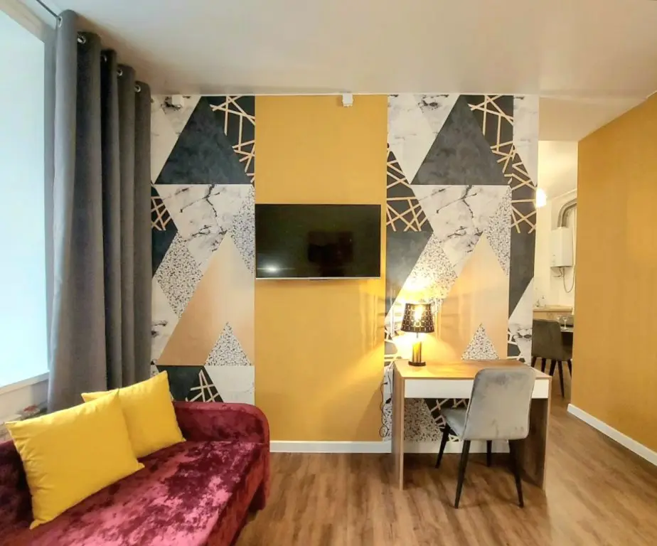 Санкт-Петербург: Апартаменты RoomyRoom Самоцвет