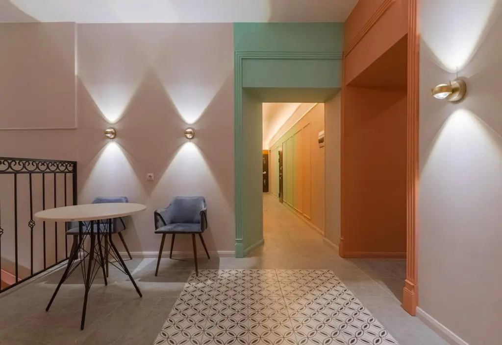 Санкт-Петербург: Apartments On Lotsmanskaya Street