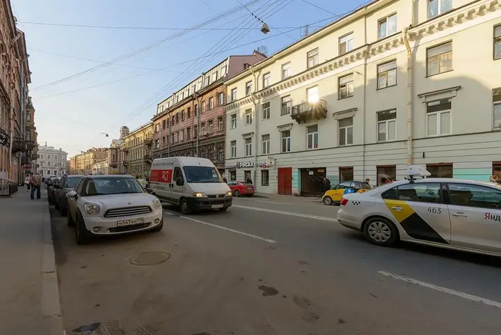 Санкт-Петербург: Piter Palace Inter (Питер Пэлас Интер) на улице Разъезжая
