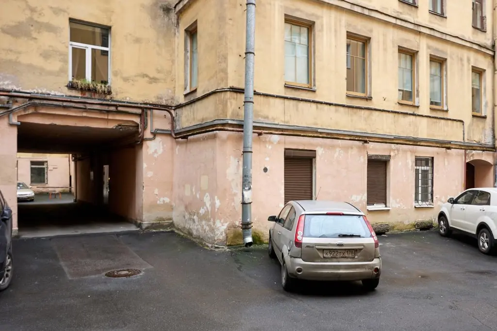 Санкт-Петербург: Apartment for weekend on Perekupnaya Lane