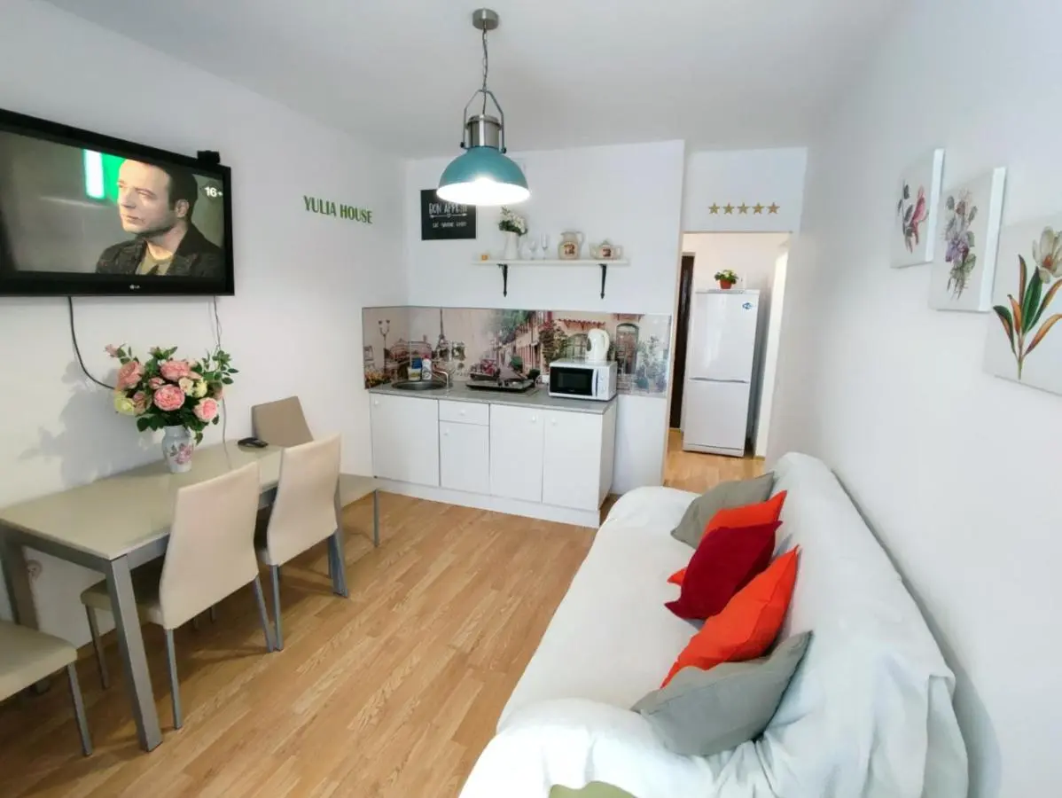 Тюмень: Yulia House