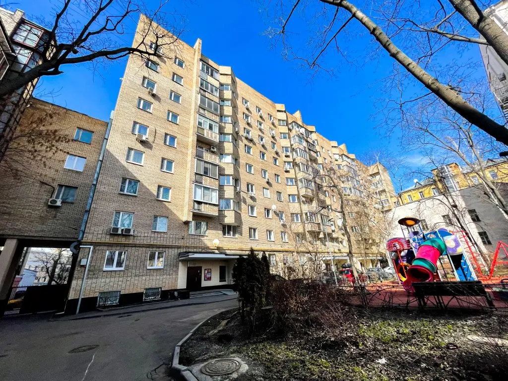 Москва: Апартаменты с Видом на Звезды