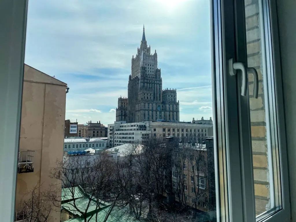 Москва: Апартаменты с Видом на Звезды