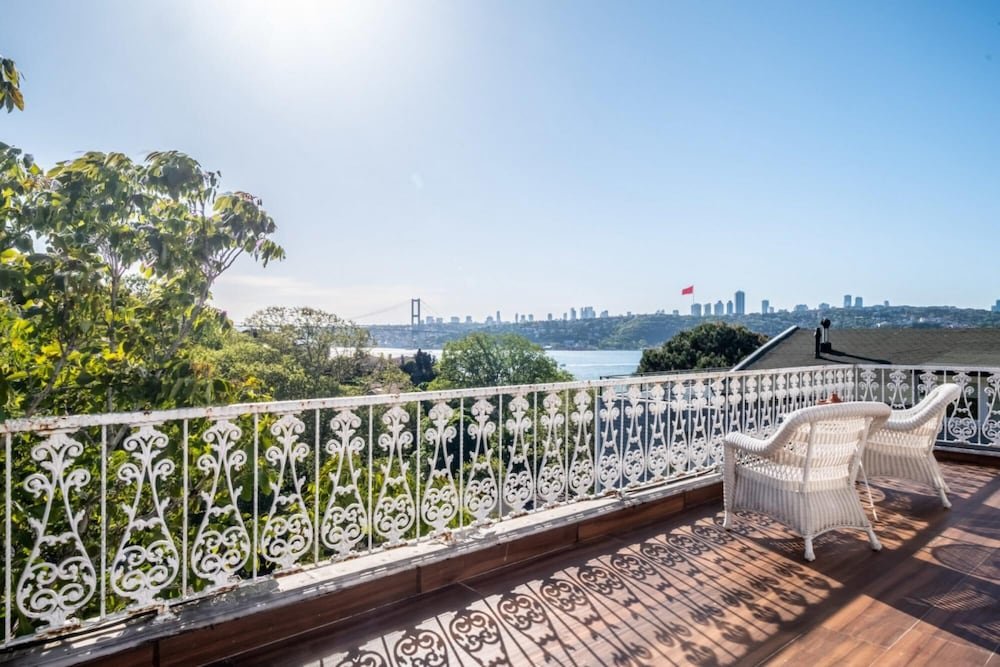 Стамбул: Luxurious Villa With Bosphorus View in Cengelkoy