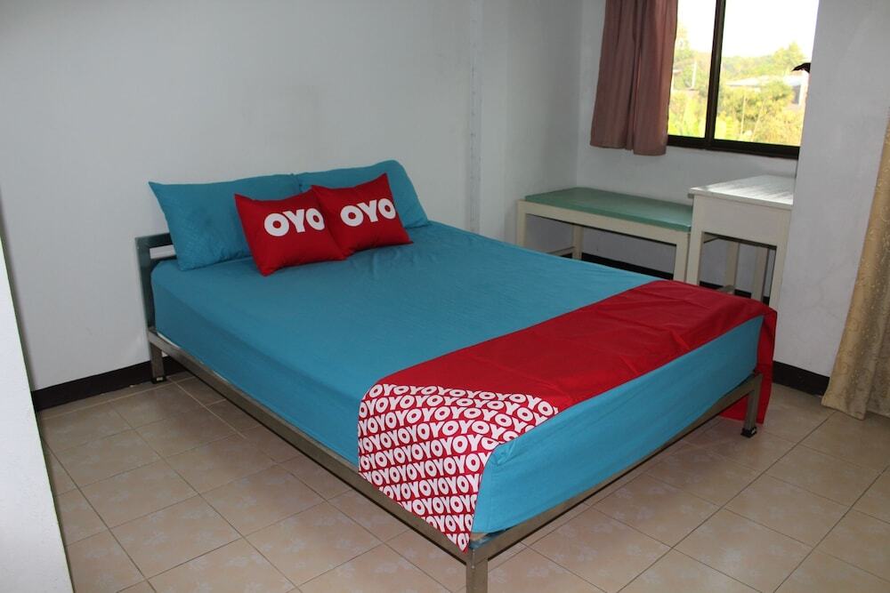Лампхун: OYO 75420 Howto Hotel