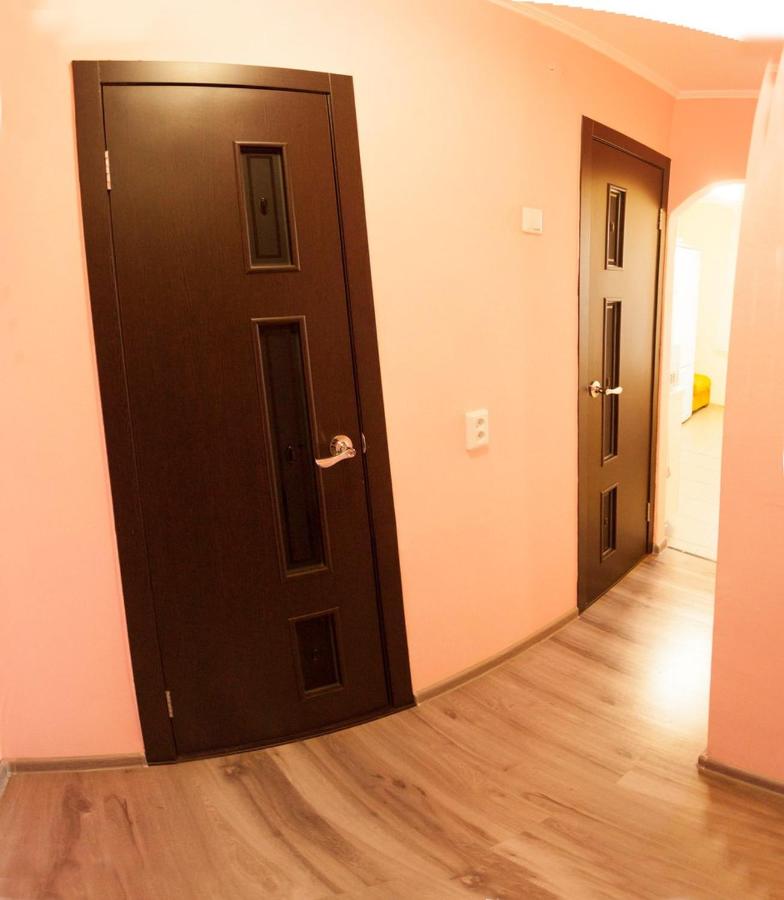 Тюмень: 2kv Apartment Center Gudvin