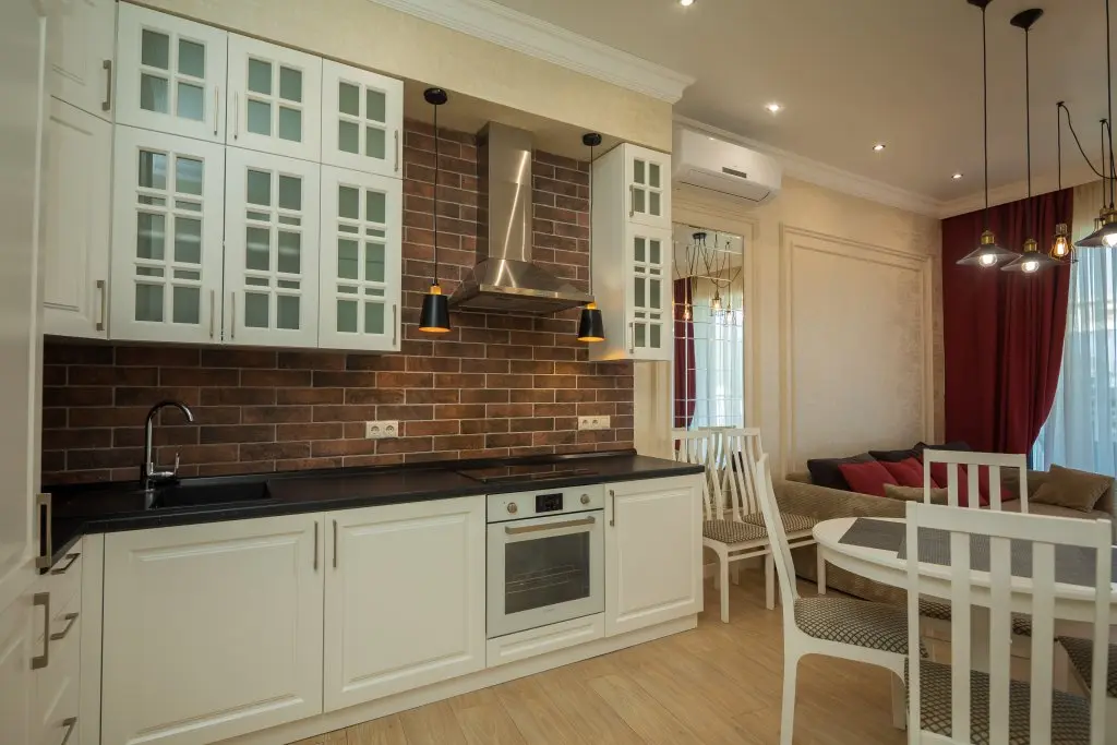 Сочи: Апартаменты на первой береговой