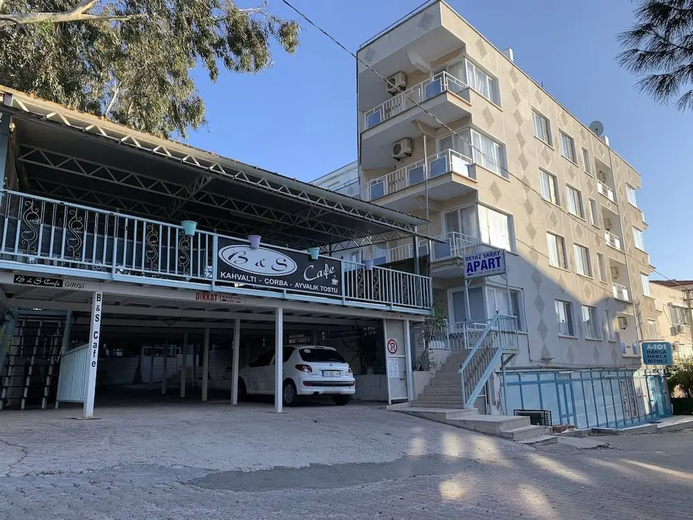 Айвалык: Beyaz Saray Apart Otel