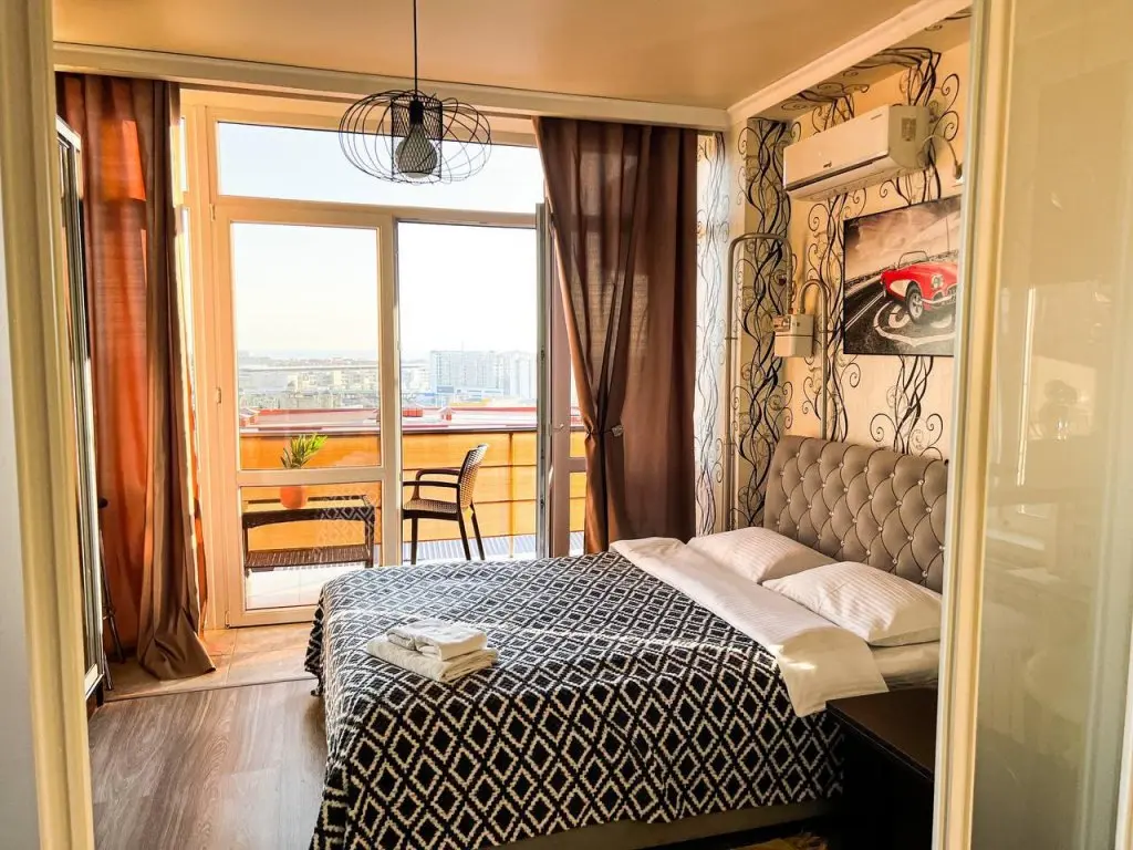 Сочи: Voda Realty On Kaspiyskaya Street