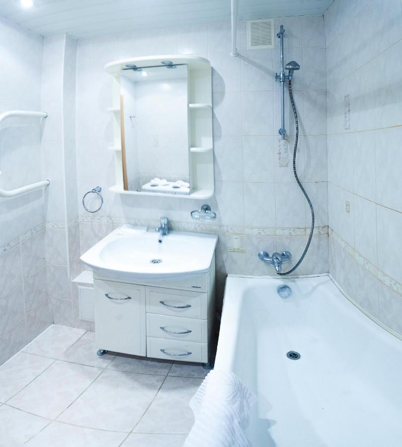Тюмень: 1k Apartment in the center