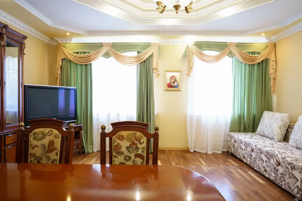 Калуга: Апартаменты Right Room трехкомнатные на улице Баррикад 8