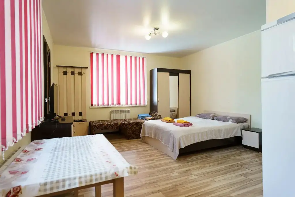 Калуга: Апартаменты Right Room студия на Салтыкова-Щедрина 3 с отдельным входом