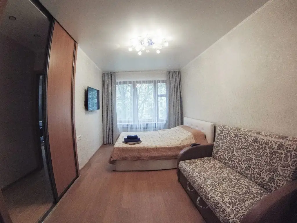 Калуга: Апартаменты Right Room однокомнатные в центре города на Карла Либкнехта 10