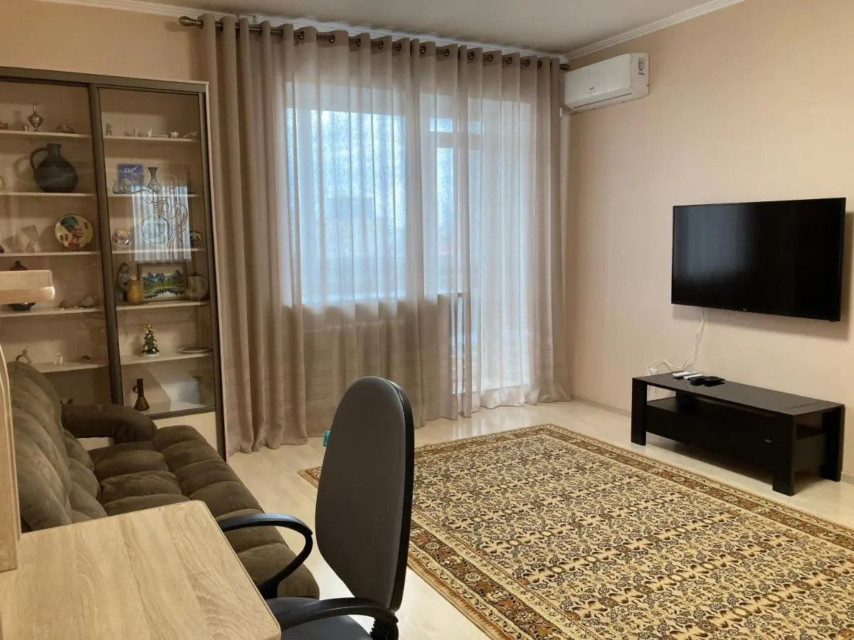 Тюмень: Apartment on Minskaya