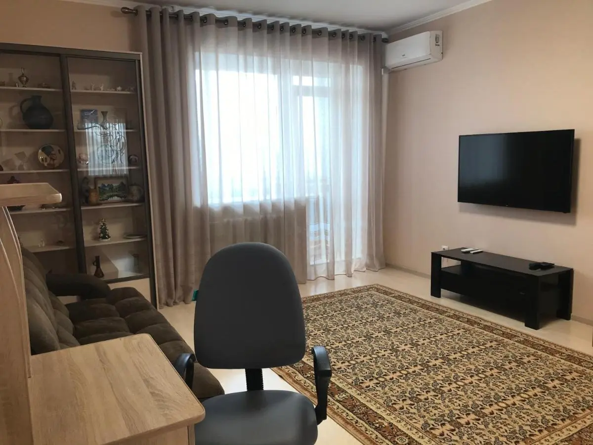 Тюмень: Apartment on Minskaya