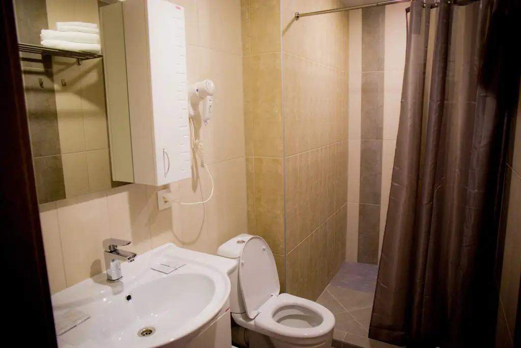 Челябинск: Меблированные комнаты "ROOMER"