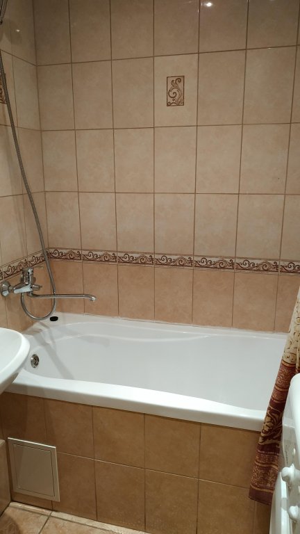 Новосибирск: Yousinn On Frunze Street 49