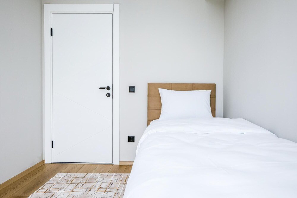 Стамбул: Fully Furnished Residence With Security In Pendik
