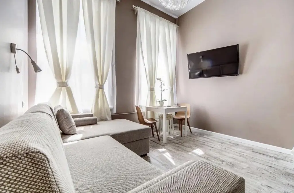 Санкт-Петербург: SweetHome (СвитХоум) на улице Восстания