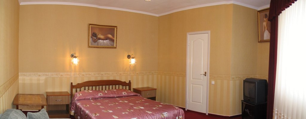 Анапа: Мебелированные комнаты House on Pervomayskaya